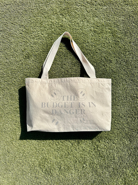 BUDGET IN DANGER LUX TOTE